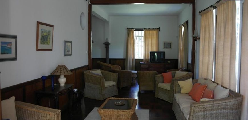 Charmante villa type F5, Curepipe
