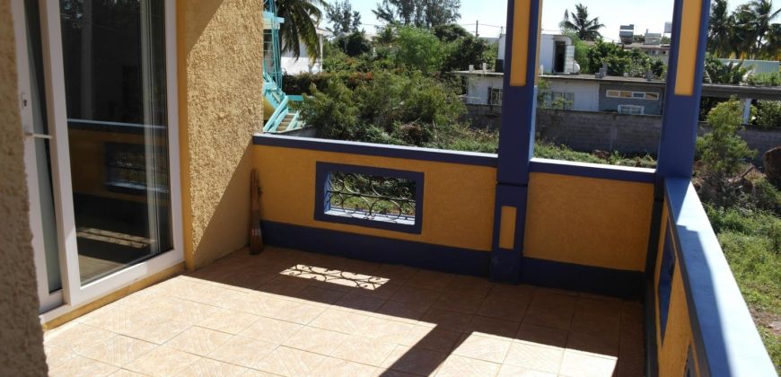 Grande villa F4 avec piscine, Albion