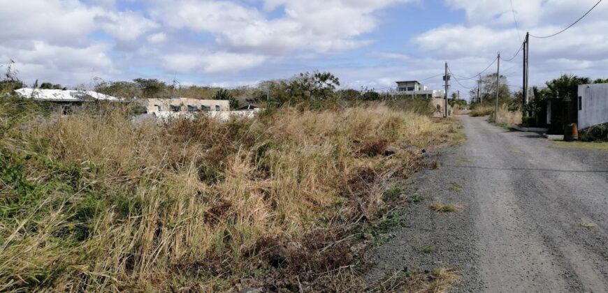 Terrain de 2500 m2, Pereybère