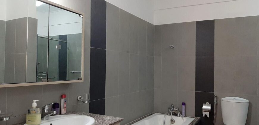 Spacieux appartement type F4 avec vue dégagée, Floréal