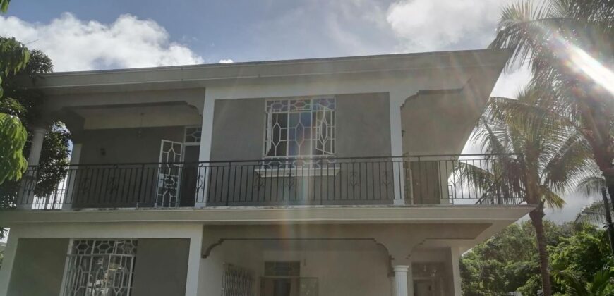 Villa très bien située, Grand Baie