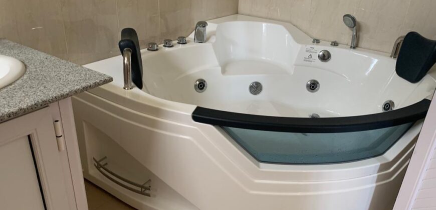 Grande maison familiale avec piscine, Upper Vale