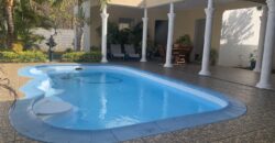 Spacieuse villa F4 à étage avec piscine, Pointe aux Sables