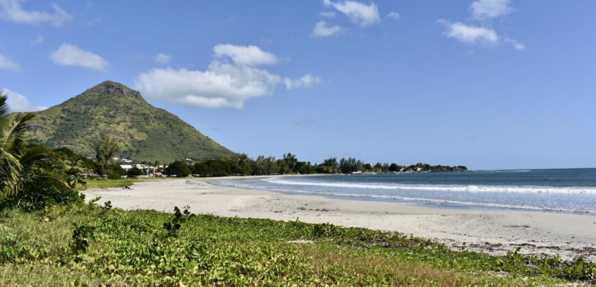 Duplex de 146 m2 pied dans l’eau accessible aux étrangers, Tamarin