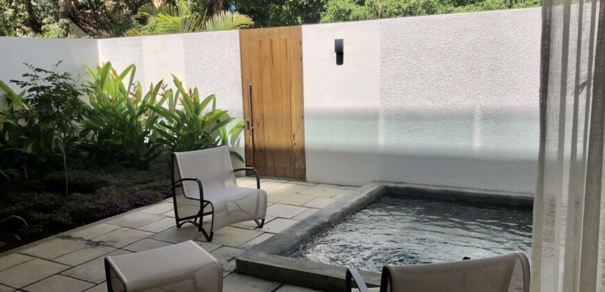 Duplex de 146 m2 pied dans l’eau accessible aux étrangers, Tamarin