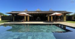 Somptueuse villa de conception moderne avec grande piscine, Tamarin