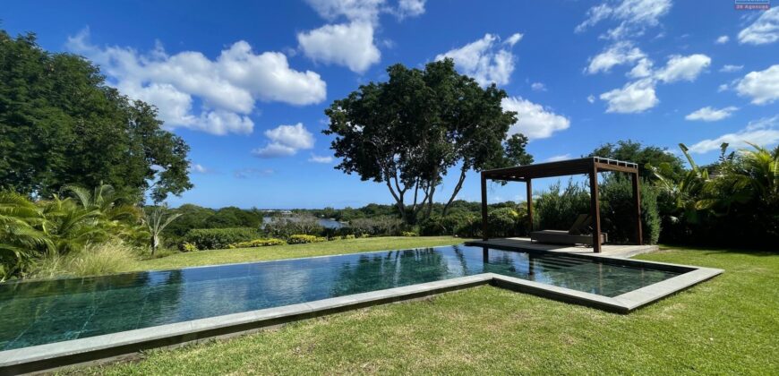 Splendide villa T5 à étage avec vue imprenable sur la baie, Tamarin