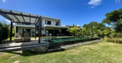 Splendide villa T5 à étage avec vue imprenable sur la baie, Tamarin