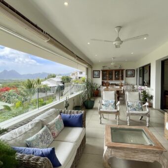 Lumineux appartement T4 avec vue sur montagne accessible aux étrangers, Tamarin