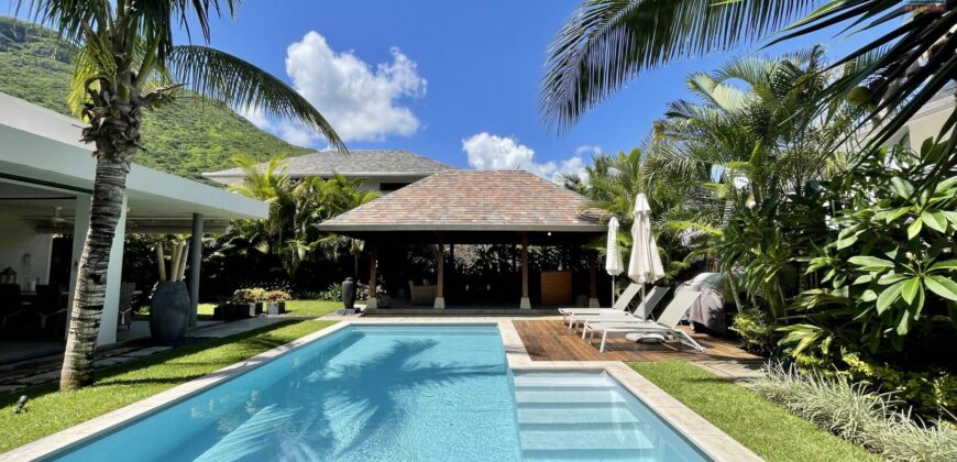 Sublime villa T5 proche de la plage avec vue sur les montagnes, Rivière-Noire