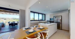 Magnifique penthouse de 472 m2 pieds dans l’eau, Rivière-Noire