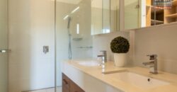 Luxueux appartement T4 accessible aux étrangers sur un îlot à Rivière-Noire