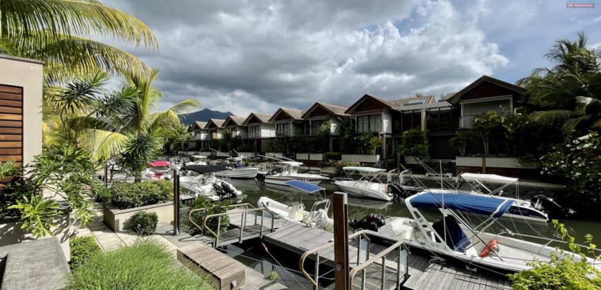 Bel appartement T4 pied dans l’eau accessible aux étrangers, Rivière-Noire