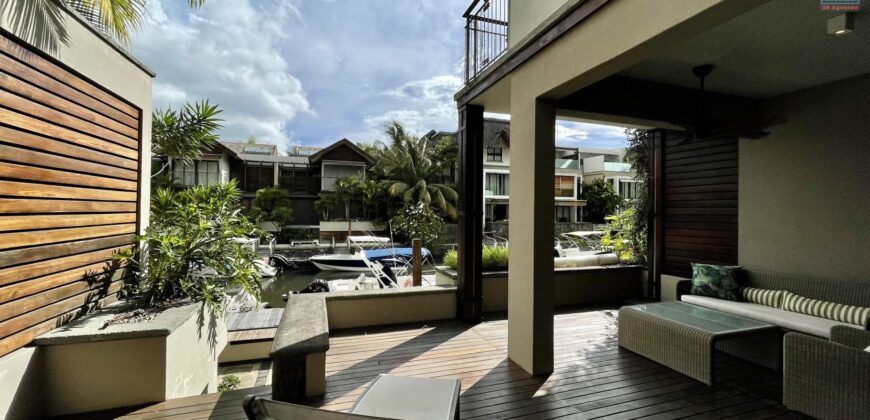 Bel appartement T4 pied dans l’eau accessible aux étrangers, Rivière-Noire