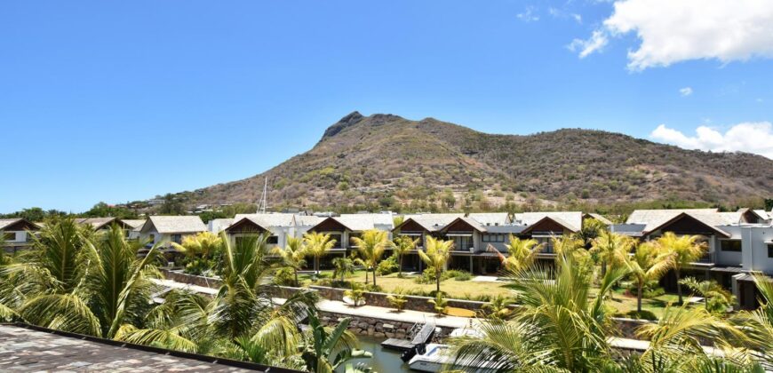 Lumineux penthouse T5 avec piscine et vue sur montagne, Rivière-Noire