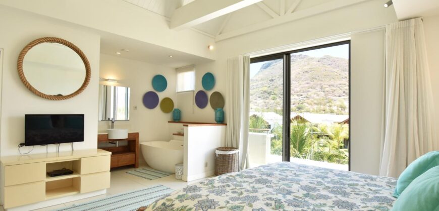 Lumineux penthouse T5 avec piscine et vue sur montagne, Rivière-Noire