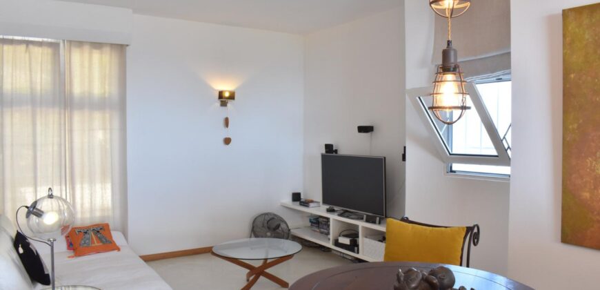 Magnifique villa contemporaine T5 accessible aux étrangers, Tamarin