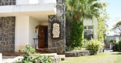 Magnifique villa contemporaine T5 accessible aux étrangers, Tamarin