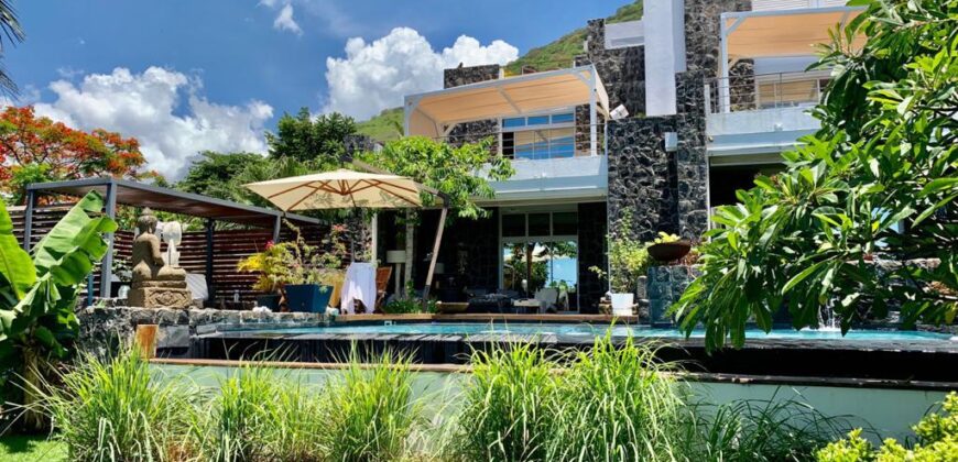 Magnifique villa contemporaine T5 accessible aux étrangers, Tamarin