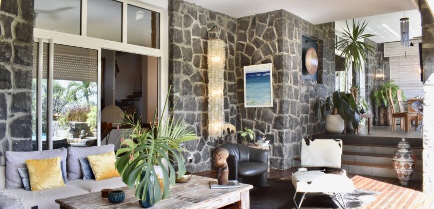 Magnifique villa contemporaine T5 accessible aux étrangers, Tamarin