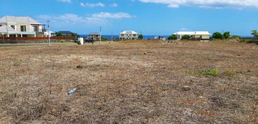 Terrain de 819 m2 avec vue sur la mer à Flic en Flac