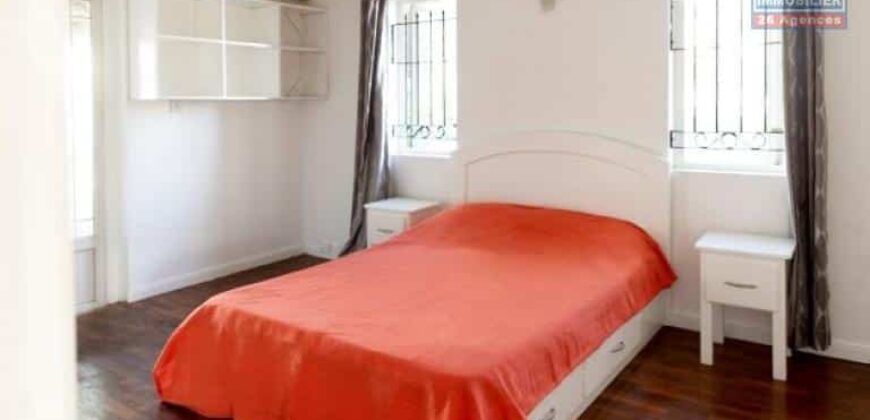Spacieuse maison meublée de 558 m2 proche de toutes commodités, Beau- Bassin