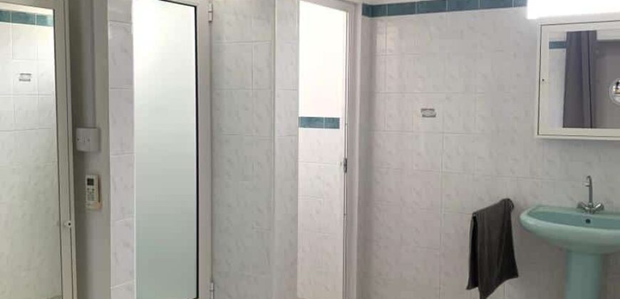 Grande villa avec appartement indépendant, Flic en Flac