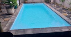 Grande villa F6 de 400 m2 avec piscine privée, Mont Choisy
