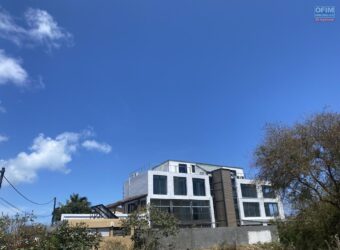 Bel appartement T3 de 85 m2 éligible aux étrangers, Bain Boeuf