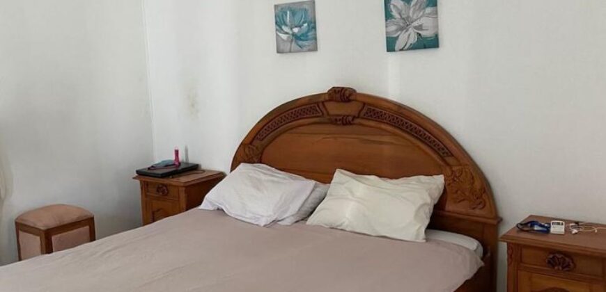 Villa T5 avec piscine située dans un quartier résidentiel à Flic en Flac