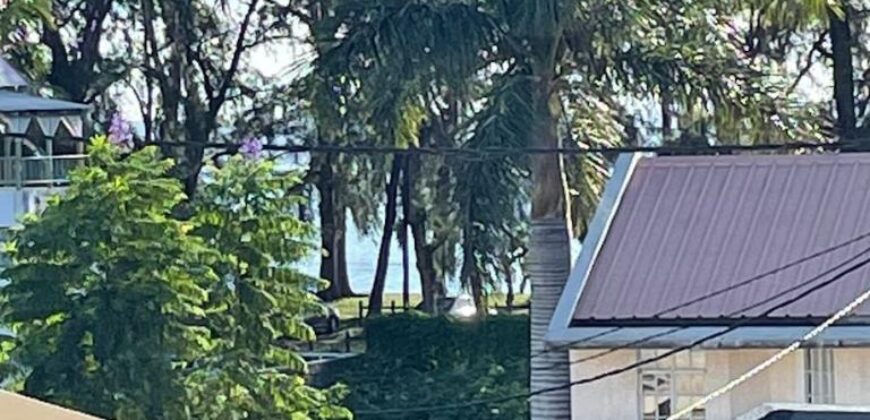 Villa T5 avec piscine située dans un quartier résidentiel à Flic en Flac