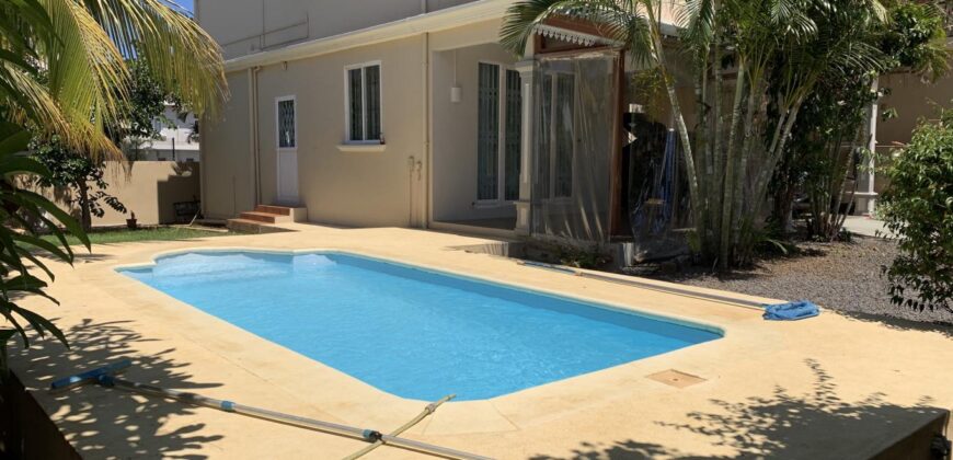 Ravissante villa de 230 m2 avec piscine privée, Flic en Flac