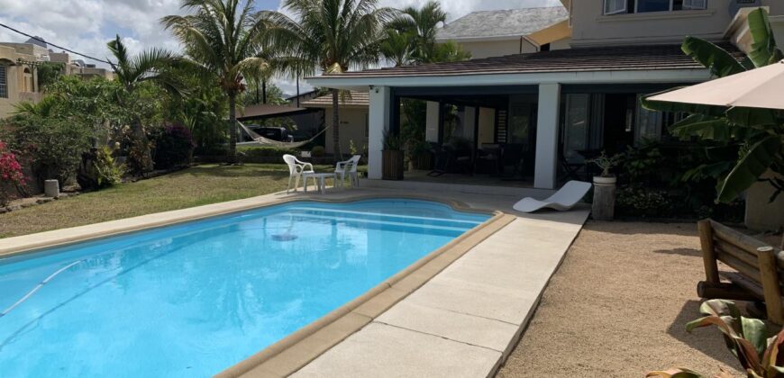 Superbe villa T4 avec une dépendance à Tamarin