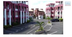 Appartement F3 avec piscine commune, Pereybère