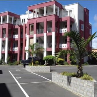 Appartement F3 avec piscine commune, Pereybère