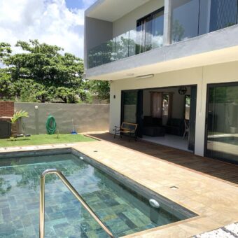 Beau duplex jumelé avec piscine commune, Flic en Flac