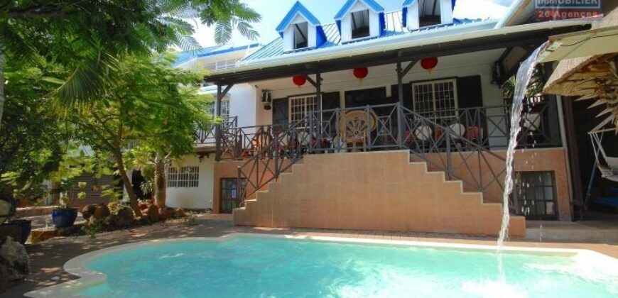 Grande maison coloniale de 425 m2, Pointe aux Sables