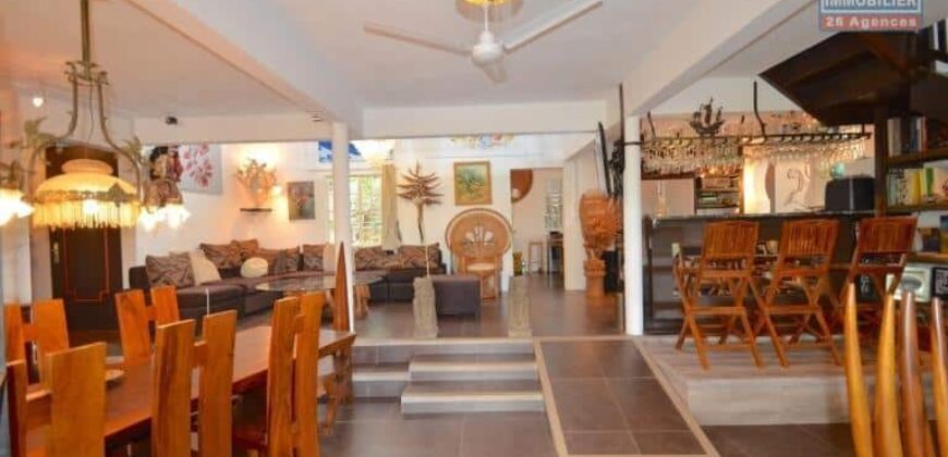 Grande maison coloniale de 425 m2, Pointe aux Sables