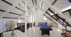 Grande maison coloniale de 425 m2, Pointe aux Sables