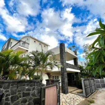 Charmante villa avec piscine au calme, Flic en Flac