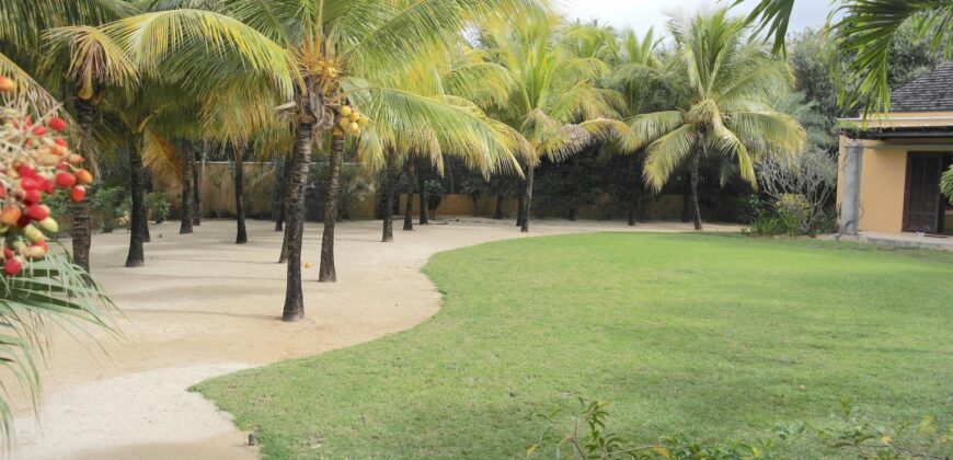 Luxueuse villa IRS à deux pas de la plage, Tamarin
