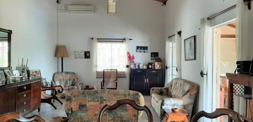 Spacieuse maison de 350 m2, Tamarin
