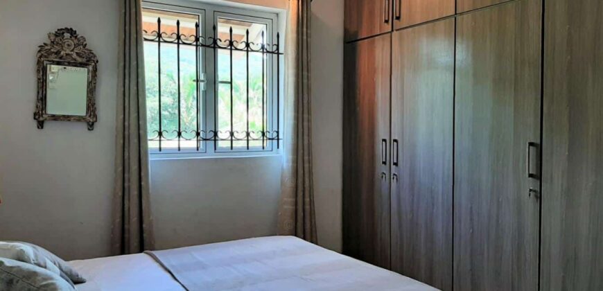 Ravissante maison située dans un beau cadre, Petite Rivière-Noire