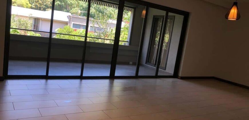 Charmant appartement T4 implanté dans un beau cadre, Moka