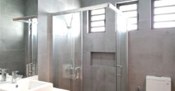 Spacieuse maison de plain-pied de 325 m2, Tamarin