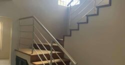 Belle villa de 357m2 avec piscine, Ebène