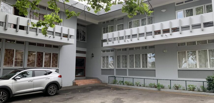 Agréable appartement dans une petite copropriété au calme, Curepipe