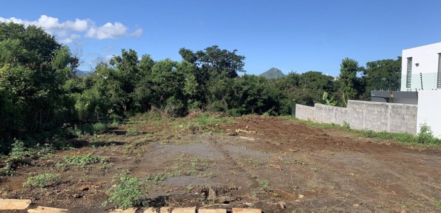 Terrain de 721 m2 situé dans le paisible quartier de Green Creek, Flic en Flac
