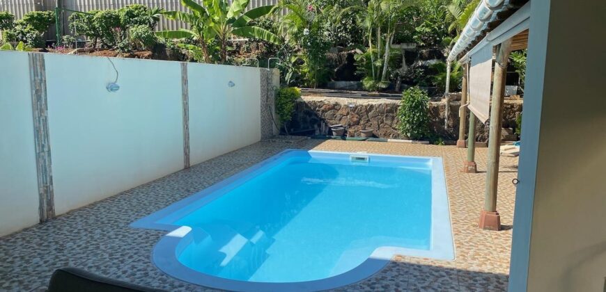 Villa récente, entièrement équipée avec piscine privée à La Pointe aux Piments