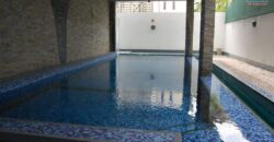appartement trois chambres situé dans une résidence sécurisée avec piscine et ascenseur au calme à Flic en Flac.